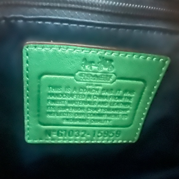 Coach Purse! TAGS STILL ON! - Picture 4 of 7